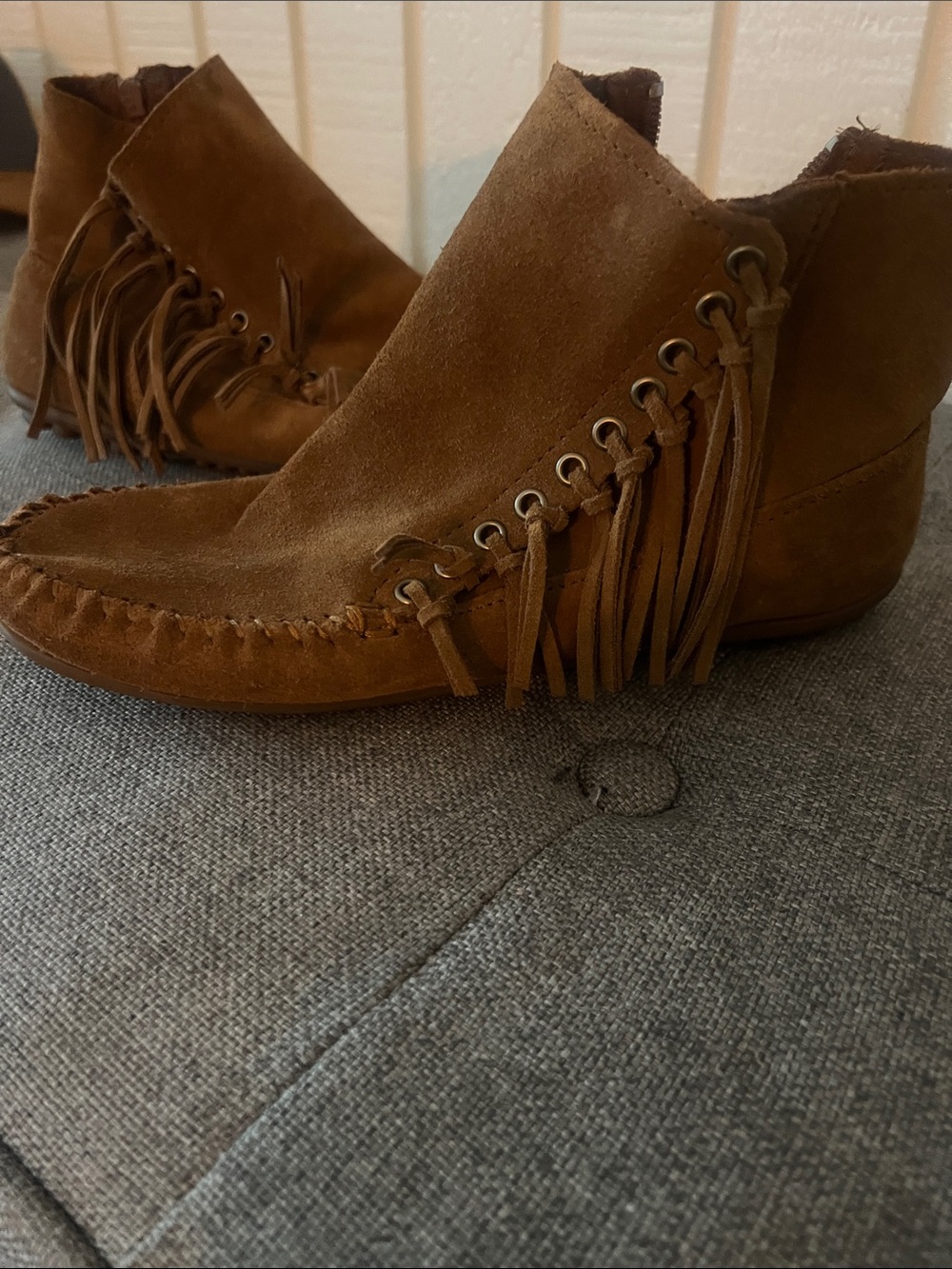Minnetonka Brown Suede Fringe Moccasin Ankle Boots